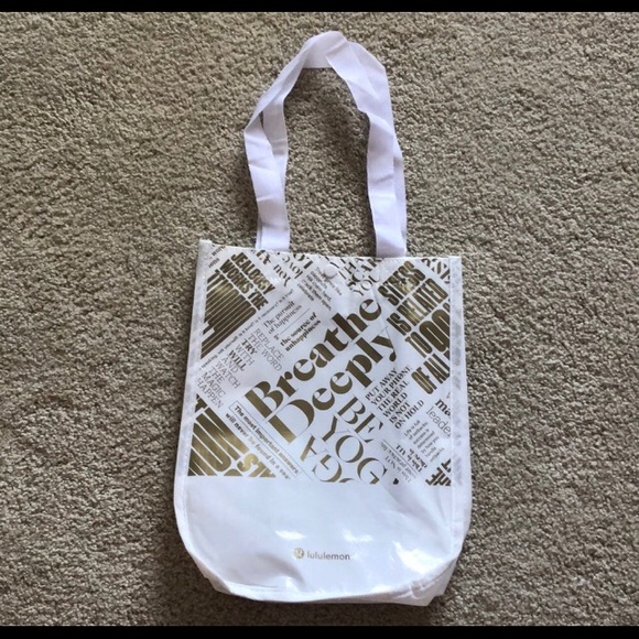 3 Small Lululemon Bags - Picture 4 of 4